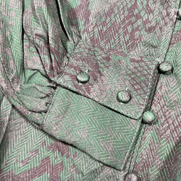 7 for all mankind top 🖤 snake print 🖤 green and black 🖤 new 🖤 size XS - Picture 5 of 10